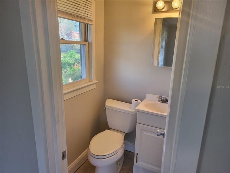 Recently Rented: $2,250 (2 beds, 2 baths, 821 Square Feet)