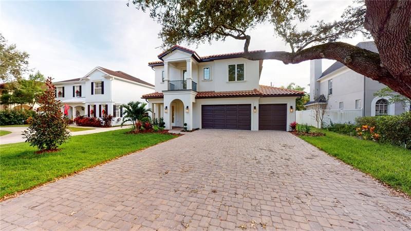 Active With Contract: $1,699,000 (5 beds, 4 baths, 3531 Square Feet)