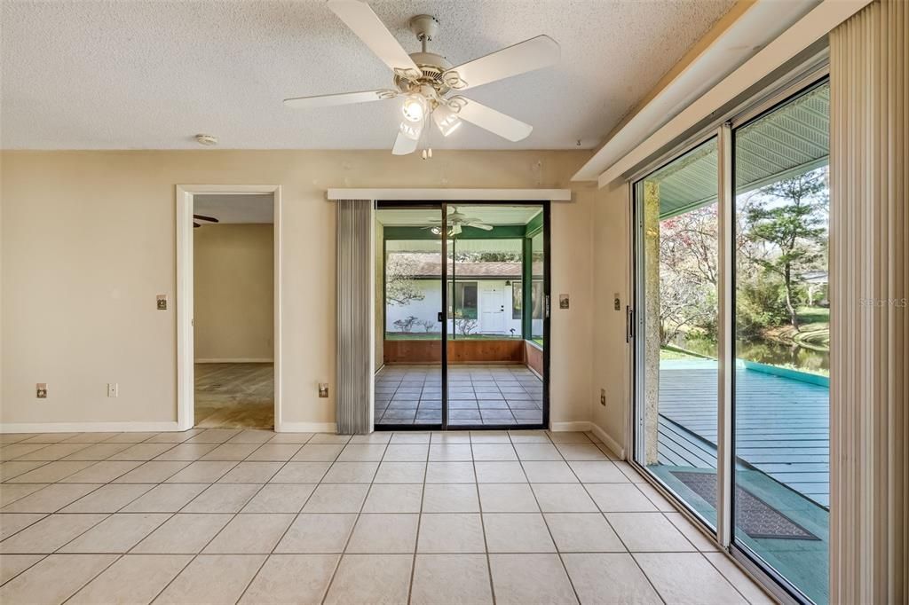 Recently Sold: $569,500 (3 beds, 2 baths, 1837 Square Feet)