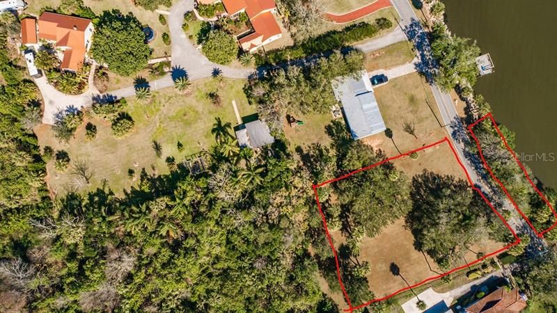 Recently Sold: $949,000 (1.10 acres)