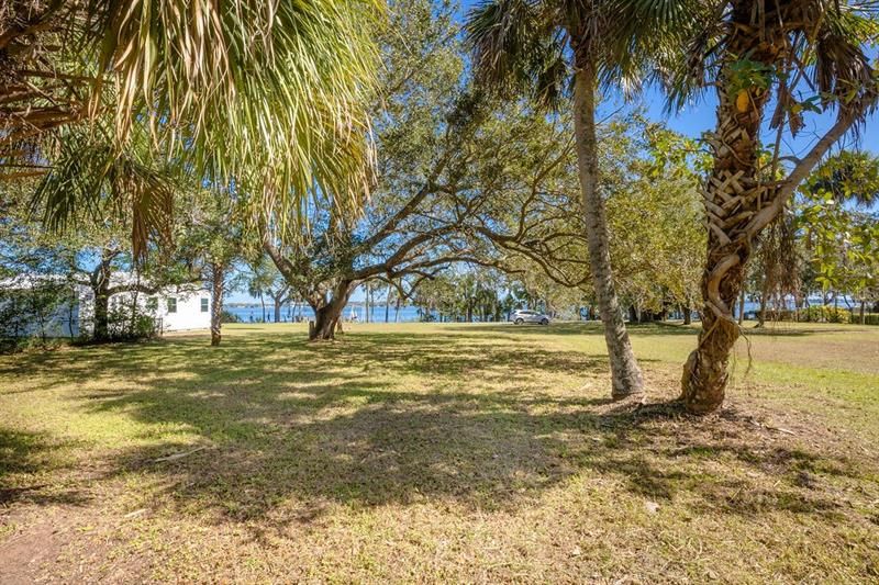 Recently Sold: $949,000 (1.10 acres)