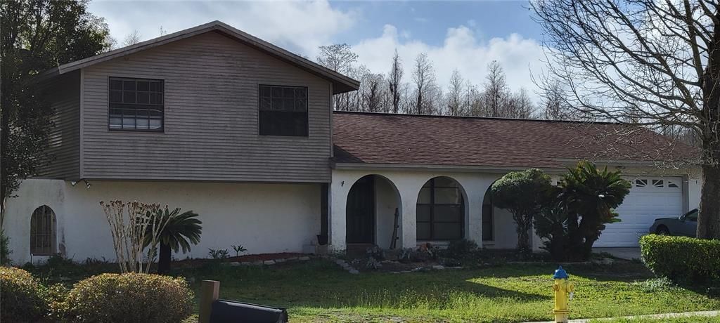 Recently Sold: $350,000 (4 beds, 3 baths, 1710 Square Feet)