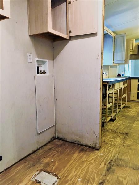 Vendido Recientemente: $110,000 (3 camas, 2 baños, 1152 Pies cuadrados)