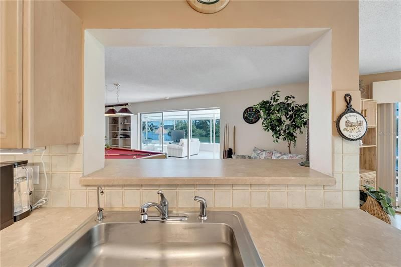 Recently Sold: $564,000 (3 beds, 2 baths, 3222 Square Feet)