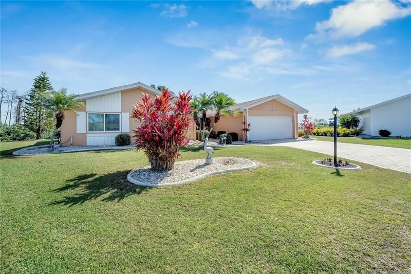 Recently Sold: $564,000 (3 beds, 2 baths, 3222 Square Feet)