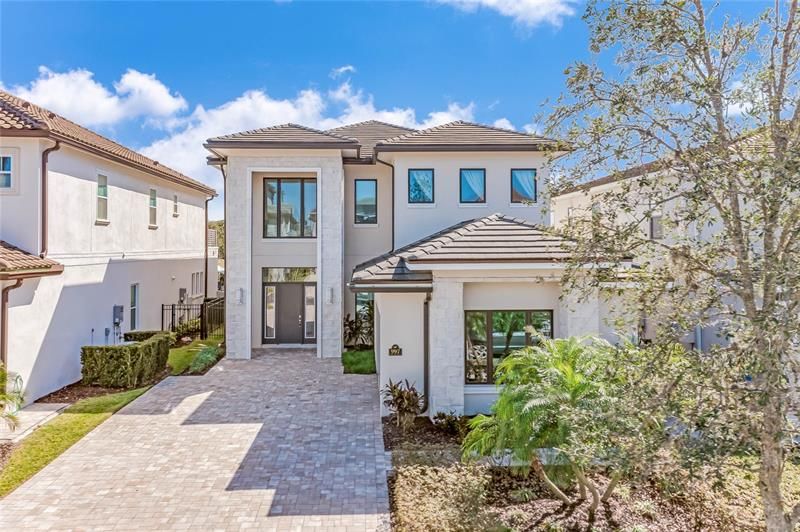 Recently Sold: $1,940,000 (6 beds, 6 baths, 5250 Square Feet)