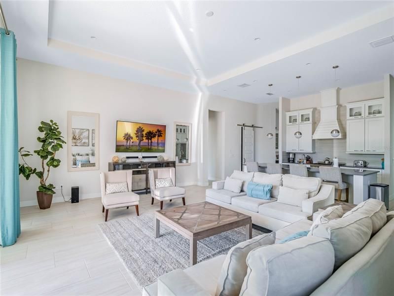 Recently Sold: $1,940,000 (6 beds, 6 baths, 5250 Square Feet)