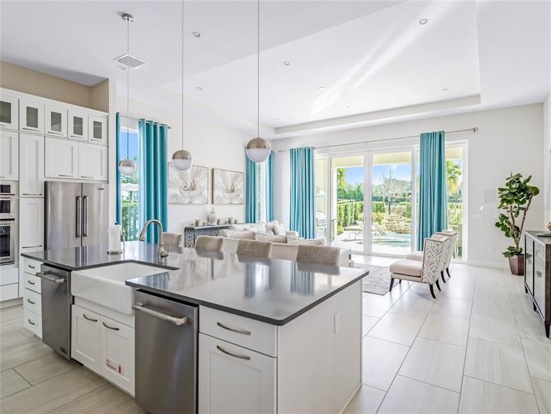 Recently Sold: $1,940,000 (6 beds, 6 baths, 5250 Square Feet)