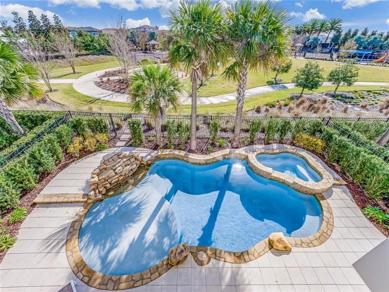 Recently Sold: $1,940,000 (6 beds, 6 baths, 5250 Square Feet)