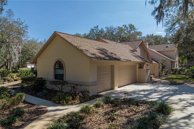 Recently Sold: $1,018,000 (5 beds, 5 baths, 5769 Square Feet)