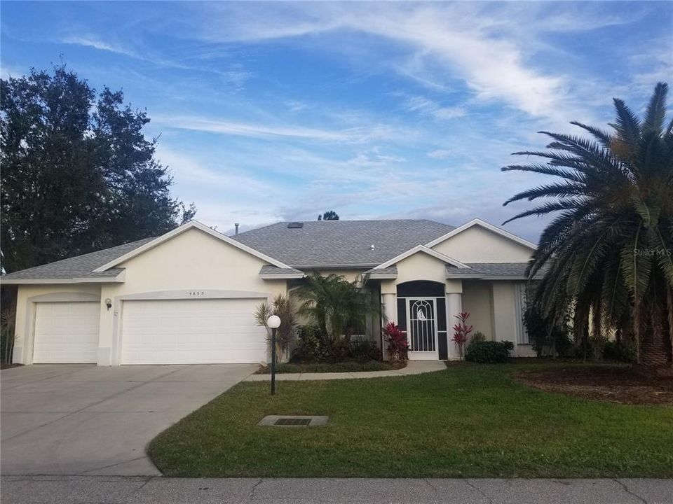 最近售出: $470,000 (3 贝兹, 2 浴室, 1868 平方英尺)