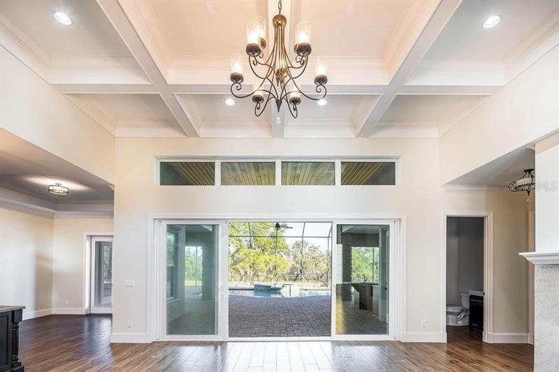 Recently Sold: $2,395,000 (3 beds, 3 baths, 3146 Square Feet)