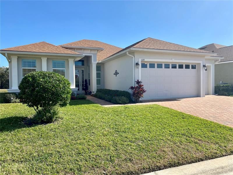 Recently Sold: $469,900 (3 beds, 2 baths, 2081 Square Feet)