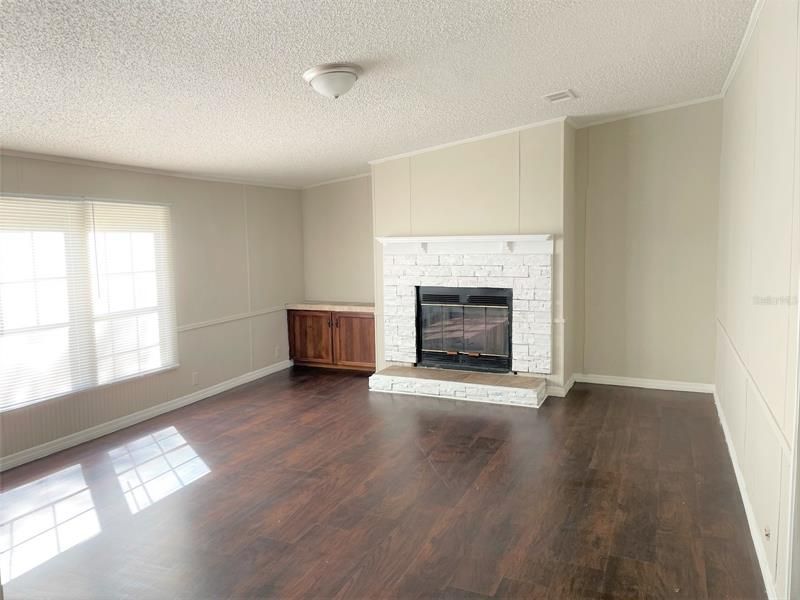 Recently Sold: $219,500 (3 beds, 2 baths, 2108 Square Feet)