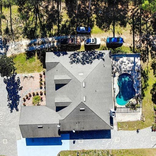 Recently Sold: $1,350,000 (6 beds, 4 baths, 4026 Square Feet)