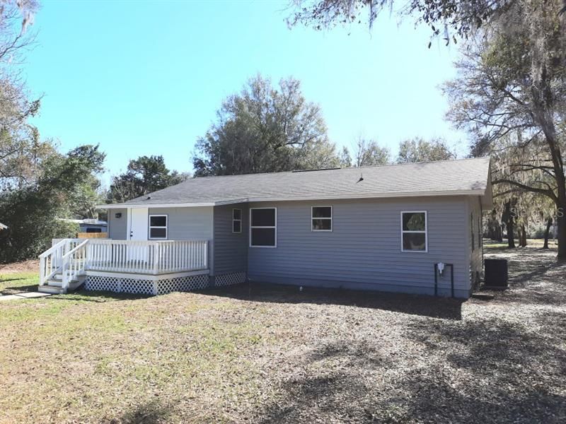 Recently Sold: $285,000 (4 beds, 2 baths, 1560 Square Feet)
