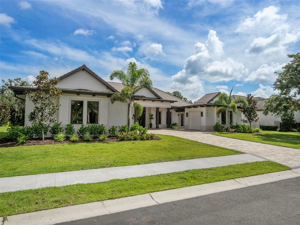 For Sale: $1,925,000 (3 beds, 3 baths, 3212 Square Feet)