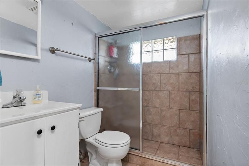 最近售出: $189,000 (2 贝兹, 2 浴室, 1004 平方英尺)
