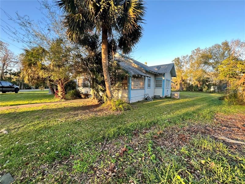 Recently Sold: $88,000 (3 beds, 1 baths, 1597 Square Feet)