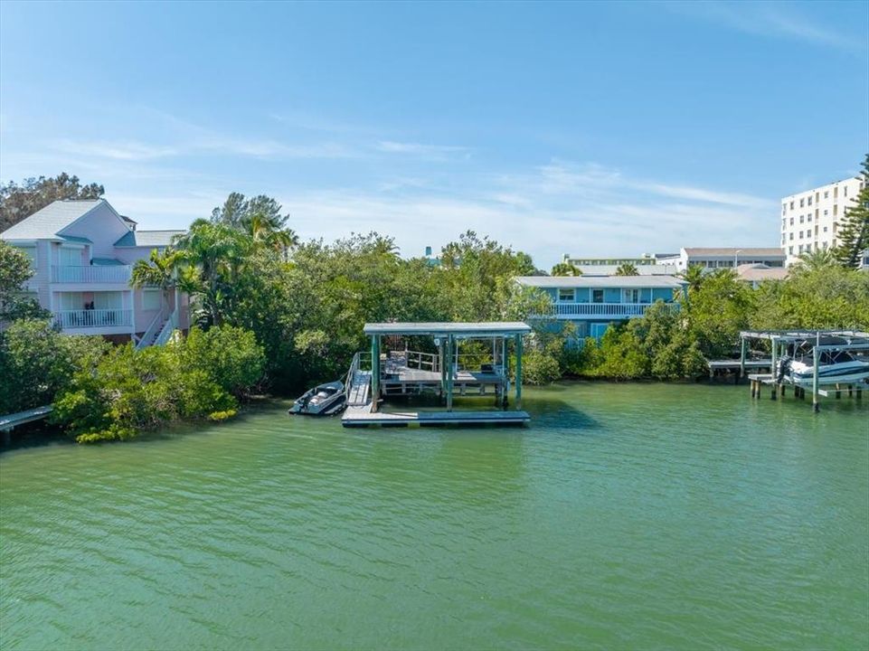 For Sale: $6,500,000 (4 beds, 3 baths, 3207 Square Feet)