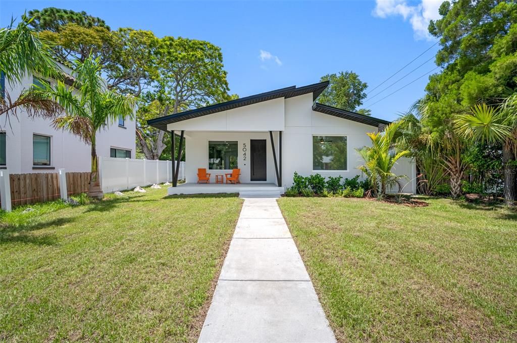 Recently Sold: $675,000 (3 beds, 2 baths, 1795 Square Feet)