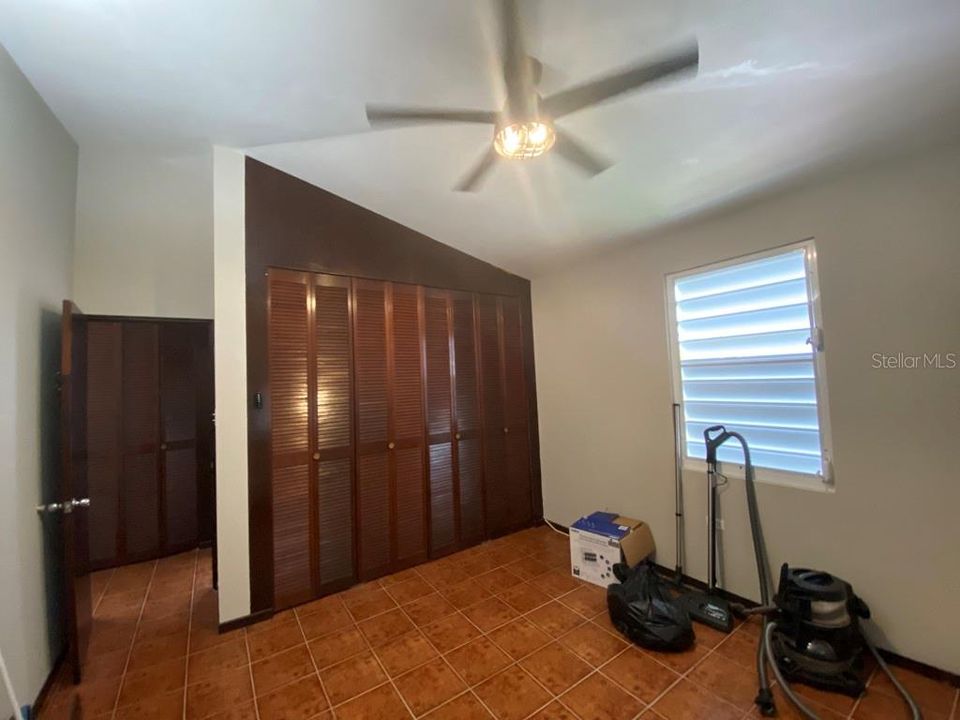 En Venta: $454,000 (3 camas, 3 baños, 3500 Pies cuadrados)