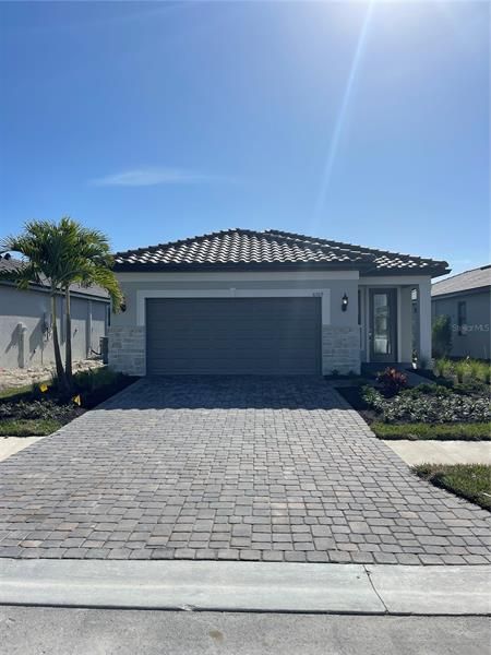 Recently Sold: $543,330 (3 beds, 2 baths, 1655 Square Feet)