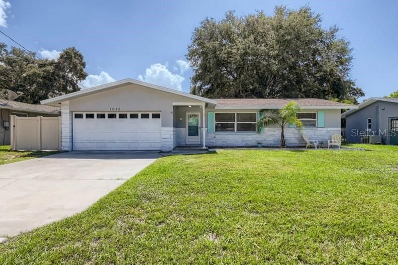 Recently Rented: $3,095 (3 beds, 2 baths, 1436 Square Feet)