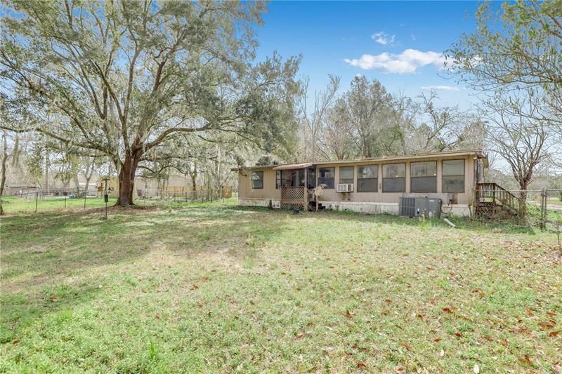 Recently Sold: $130,000 (4 beds, 2 baths, 1248 Square Feet)