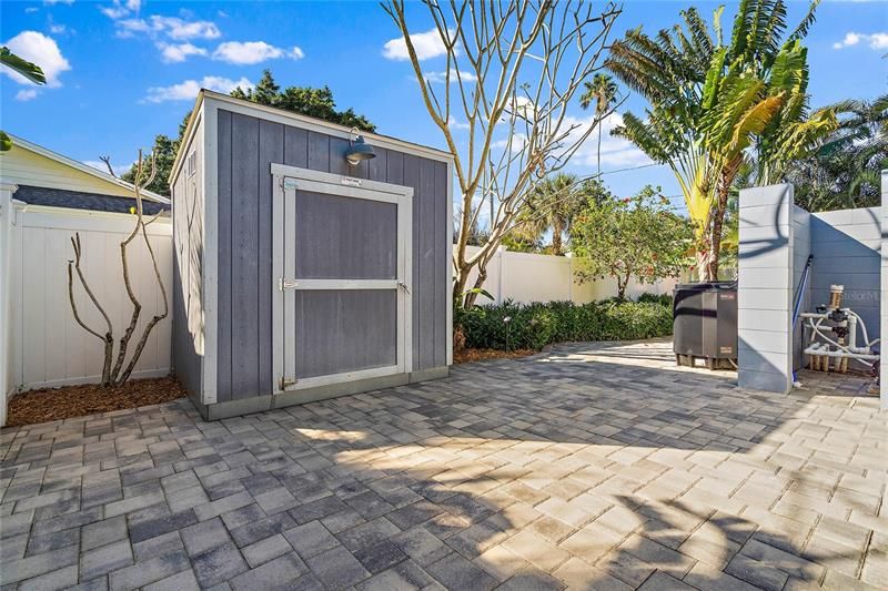 Recently Sold: $1,190,000 (3 beds, 2 baths, 2824 Square Feet)