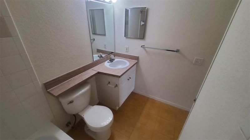 Recently Rented: $1,500 (2 beds, 2 baths, 1097 Square Feet)