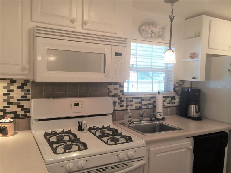 Recently Sold: $69,000 (1 beds, 1 baths, 404 Square Feet)