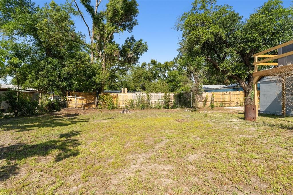 Recently Sold: $210,000 (3 beds, 1 baths, 1230 Square Feet)