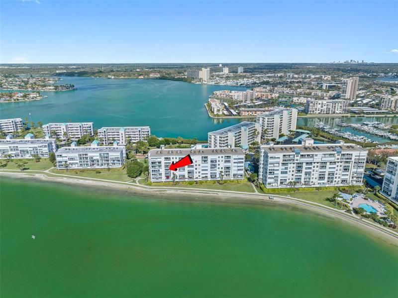 Recently Sold: $539,000 (2 beds, 2 baths, 1145 Square Feet)