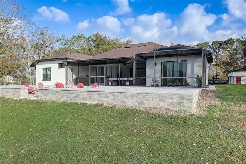 Recently Sold: $949,000 (4 beds, 3 baths, 2844 Square Feet)