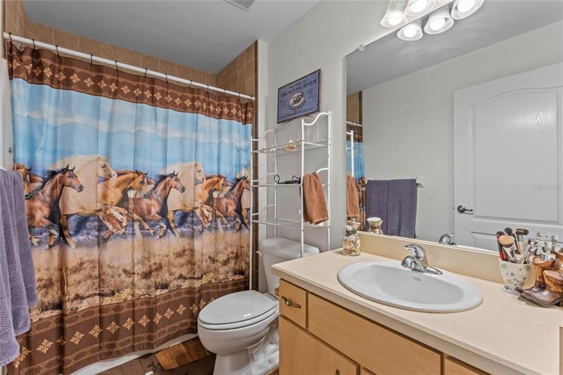 最近售出: $599,000 (3 贝兹, 3 浴室, 2472 平方英尺)