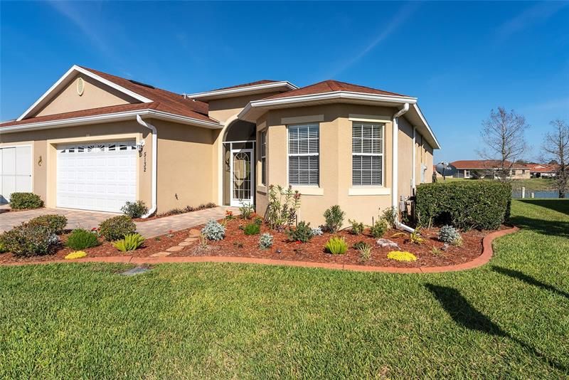 Recently Sold: $329,900 (2 beds, 2 baths, 1854 Square Feet)
