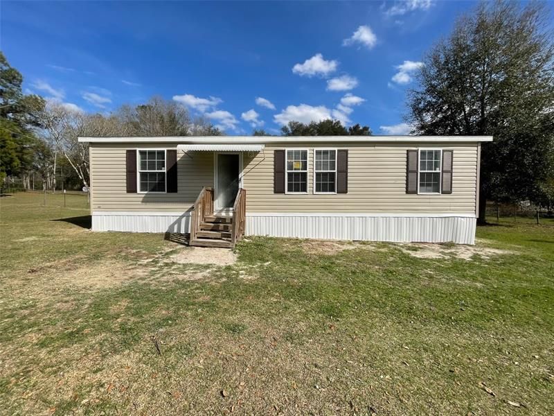 Recently Sold: $129,900 (3 beds, 2 baths, 1188 Square Feet)