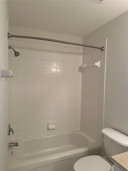 Недавно арендовано: $3,200 (4 спален, 3 ванн, 2160 Квадратных фут)