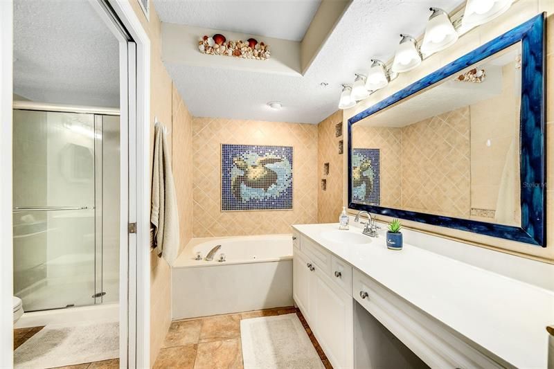 Недавно продано: $825,000 (3 спален, 2 ванн, 1890 Квадратных фут)