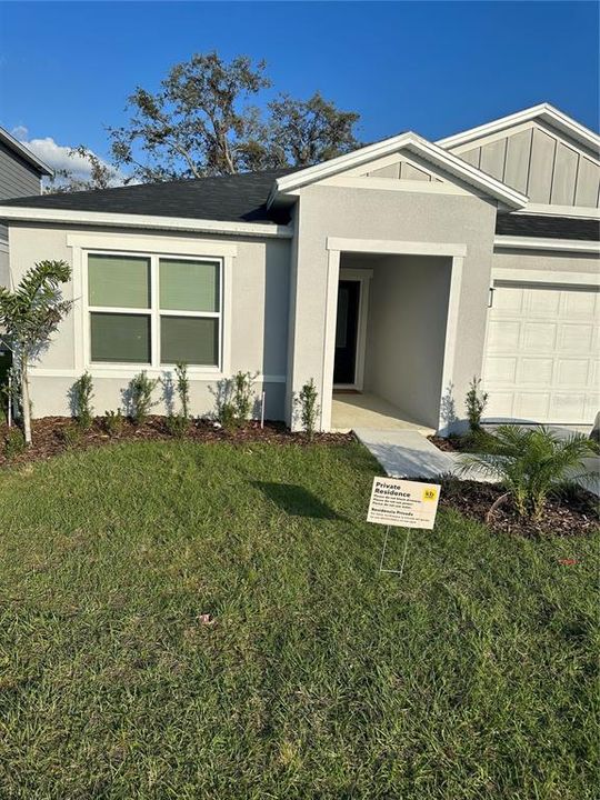 Recently Sold: $406,313 (4 beds, 2 baths, 1989 Square Feet)