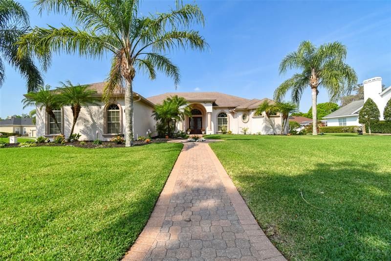 Recently Sold: $849,000 (3 beds, 3 baths, 2963 Square Feet)