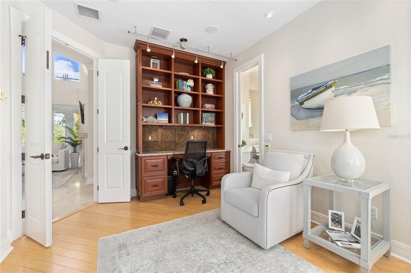 Recently Sold: $1,595,000 (3 beds, 4 baths, 3267 Square Feet)