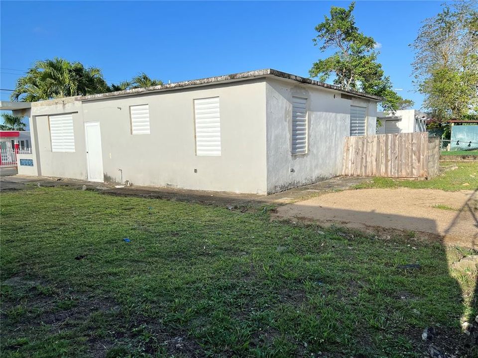 Vendido Recientemente: $76,900 (3 camas, 1 baños, 1026 Pies cuadrados)