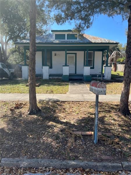 Recently Sold: $105,000 (2 beds, 1 baths, 1053 Square Feet)