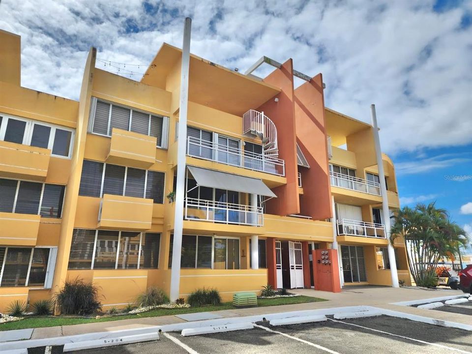 Vendido Recientemente: $200,000 (3 camas, 2 baños, 1525 Pies cuadrados)