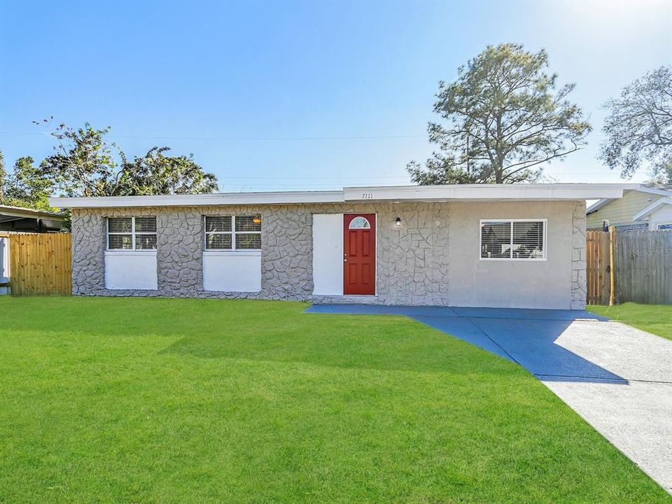 Recently Rented: $2,150 (4 beds, 2 baths, 1200 Square Feet)