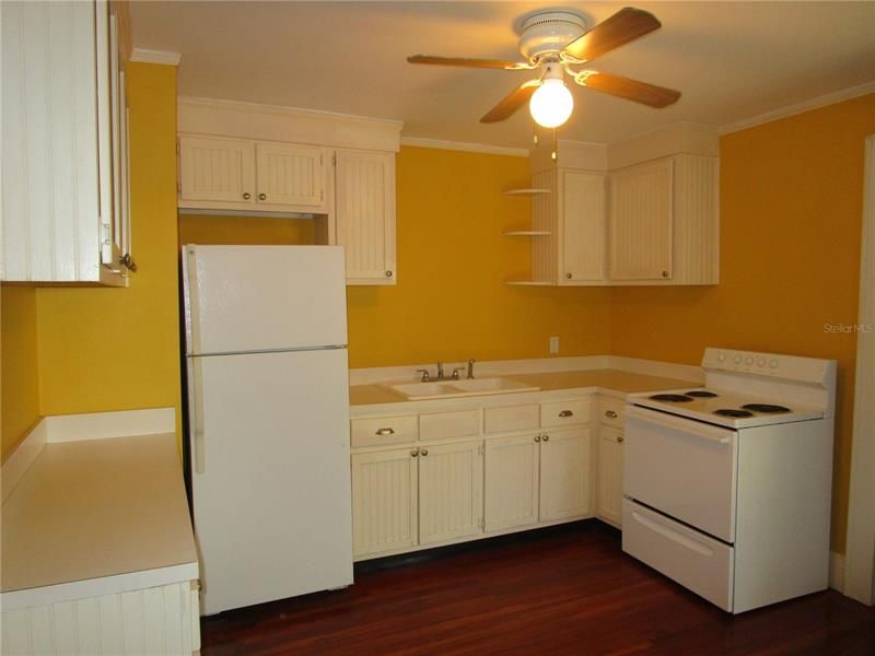 Recently Rented: $1,200 (1 beds, 1 baths, 630 Square Feet)