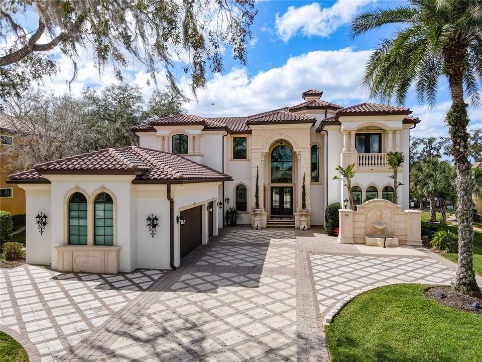 Recently Sold: $1,999,000 (5 beds, 6 baths, 5697 Square Feet)