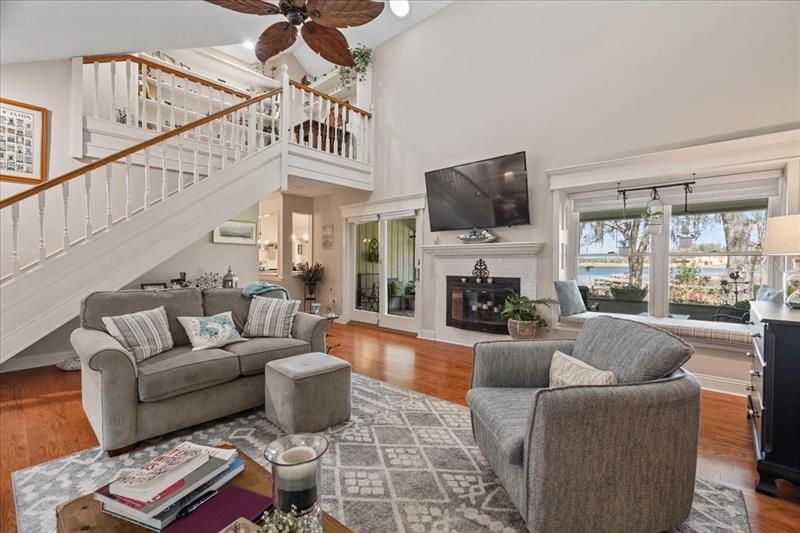 Recently Sold: $1,000,000 (4 beds, 2 baths, 2510 Square Feet)